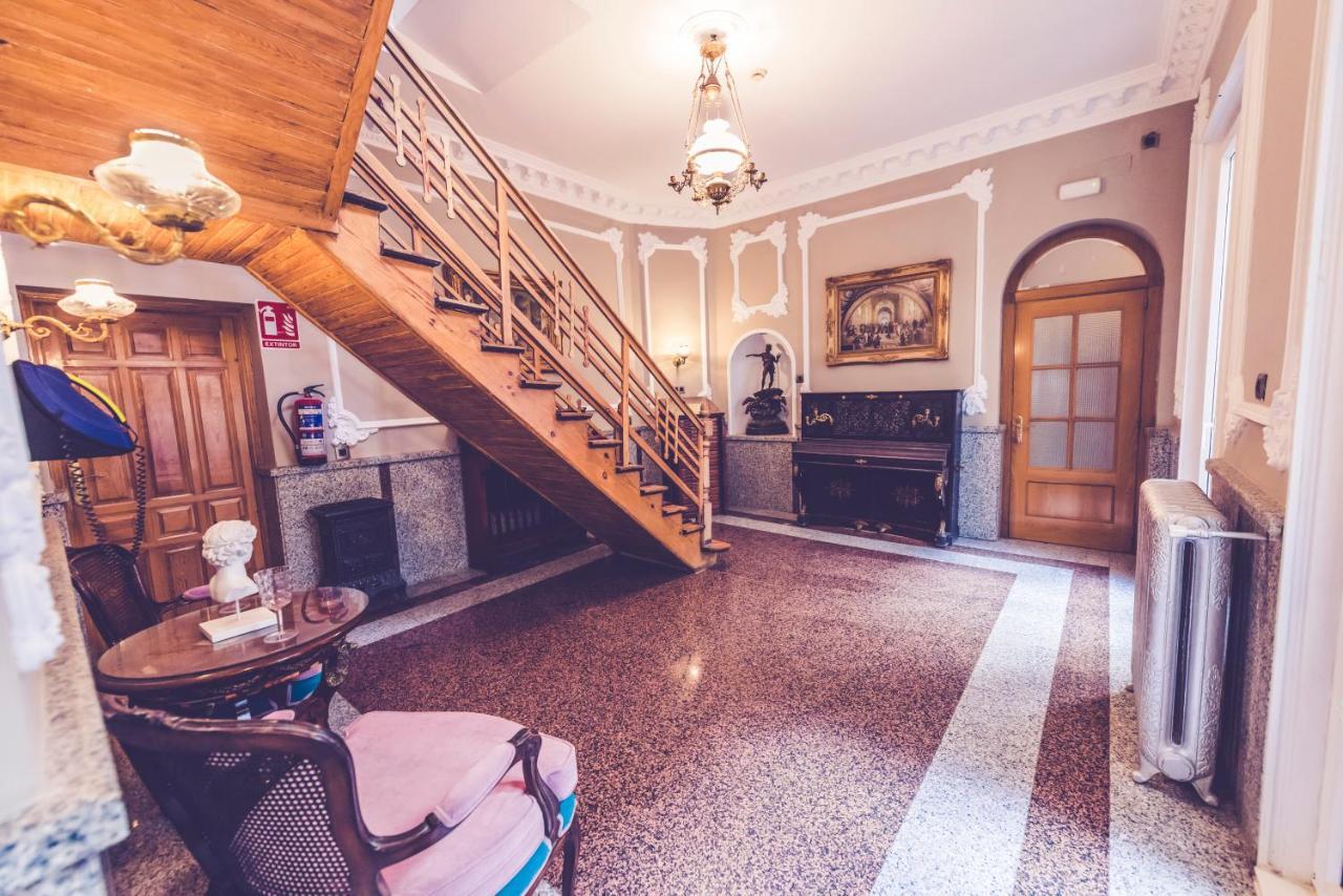 Hostal Marlasca Madrid Exterior photo