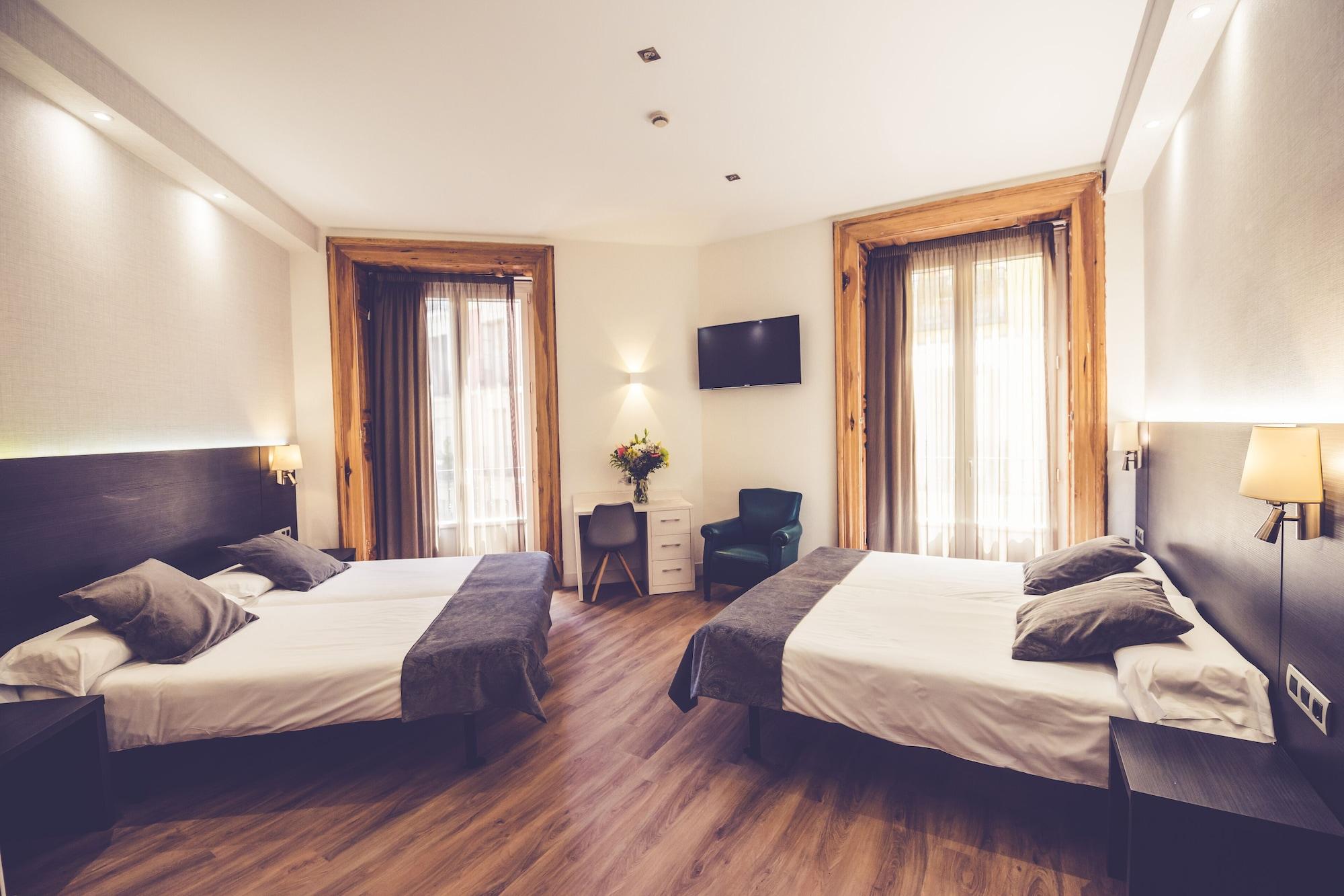 Hostal Marlasca Madrid Exterior photo