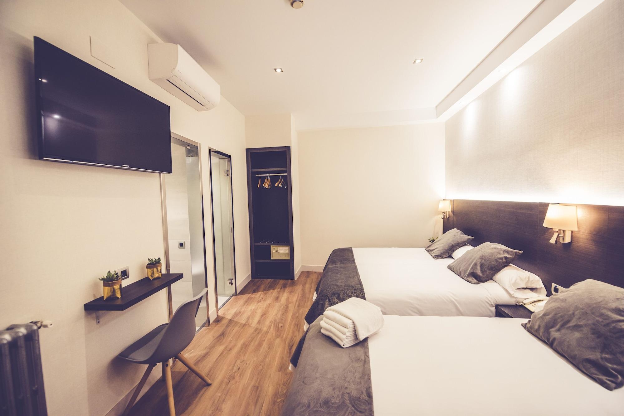 Hostal Marlasca Madrid Exterior photo