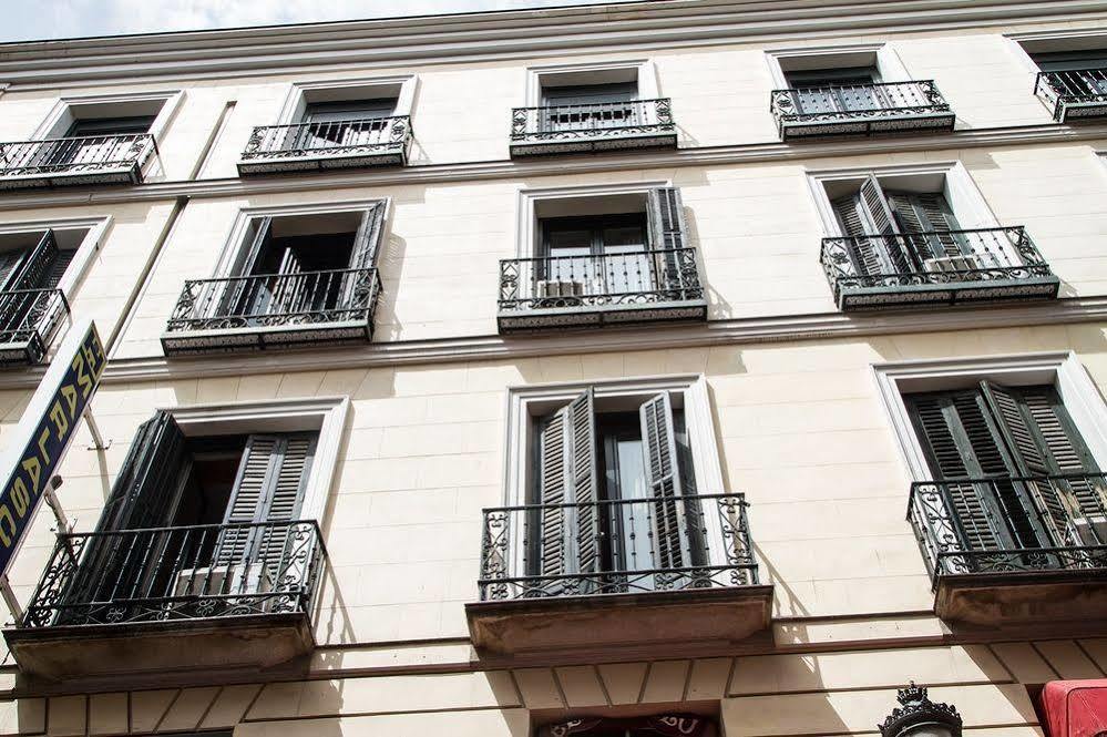 Hostal Marlasca Madrid Exterior photo